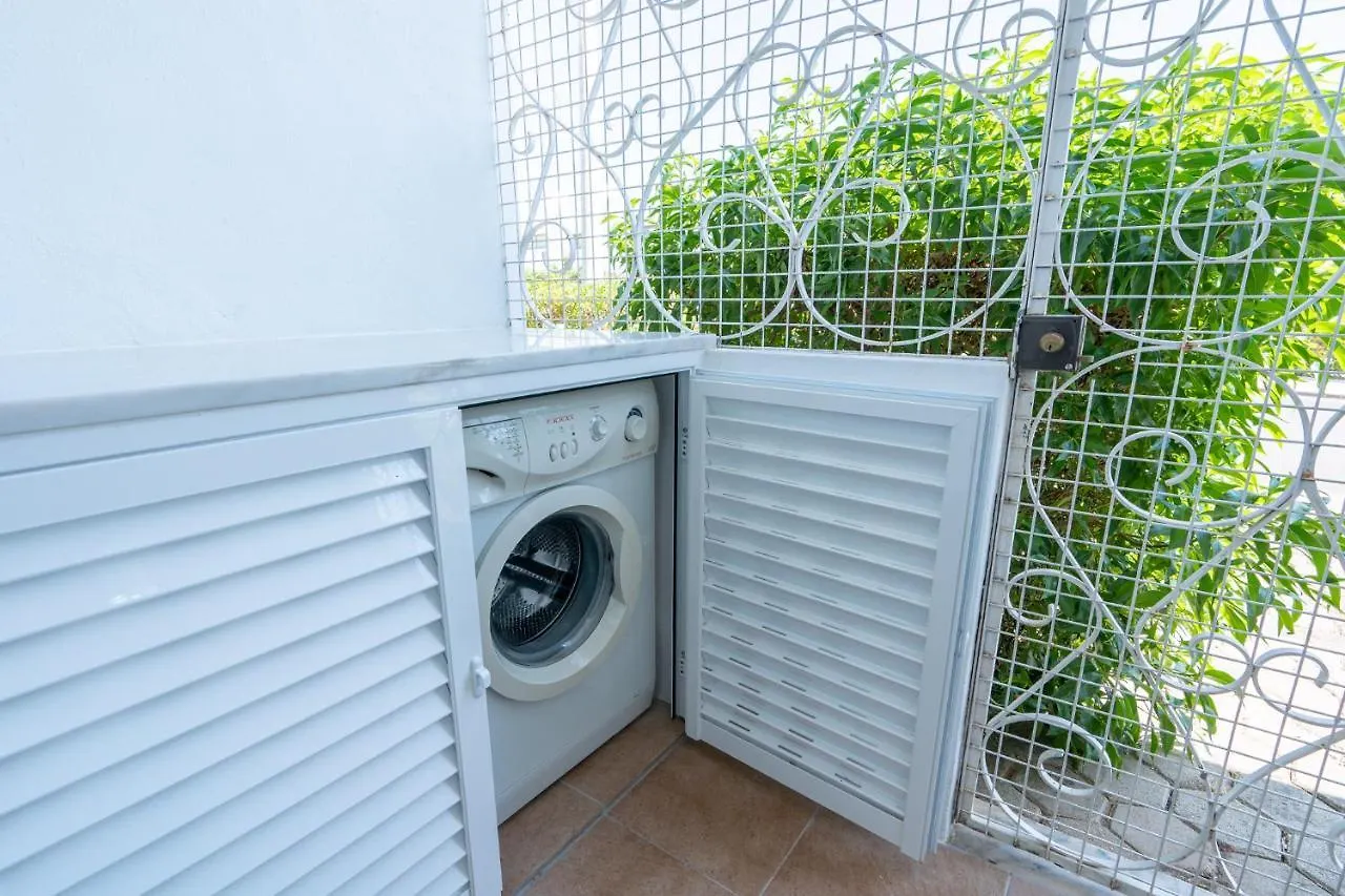 Recently Renovated Apartments With Pool And Wi-Fi Армасан-де-Пера